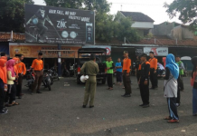 Aksi Peduli Lingkungan IPNU-IPPNU Dawe Warnai HSN