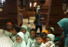 Peserta Didik KB Al-Azhar Kunjungi Museum Jenang