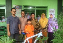 Rumah “Sahabat” Bantu Sepeda Untuk Anak Yatim