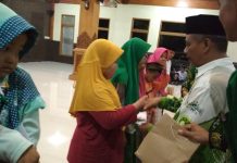 Santunan Yatim Piatu Tandai Pembukaan Haul Mbah Rogomoyo