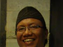 Antara ‘’TOP’’ dan Kaisar Hirohito