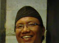 ”Riuh” dalam ”Senyap”