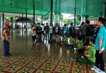 Kru Majalah Ath-Thullab Kunjungi Keraton Yogyakarta