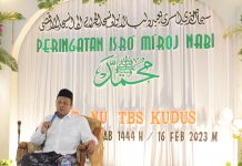 Kepala MTs NU TBS Beri Apresiasi Siswa Berprestasi