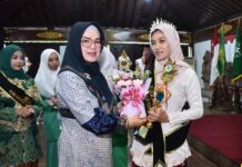 Hadiri Pelantikan 12 PAC Fatayat NU, Ini Harapan Bupati Sukoharjo