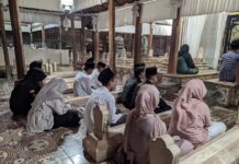 Syukuri Harlah CBP-KPP, Belasan Kader Inti Ziarahi Makam Sunan Kudus dan Pendiri NU