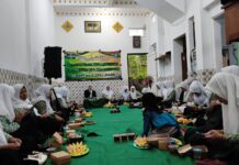 Gaungkan Kaderisasi Sejak Dini, Fatayat NU Dawe Mantapkan Agenda Besar di Hari Ibu