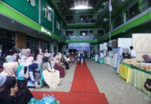 Bersamaan Pembagian Rapot, SMK Salafiyah Kajen Pati Pamerkan Karya Produk Kreativitas Murid