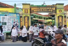Menggapai Keberkahan Ramadan, MTs NU Nurussalam Khataman A-Quran dan Berbagi Takjil