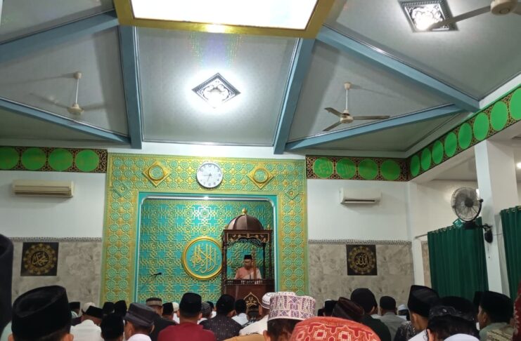 Salat Idulfitri di Masjid Roudlotul Jannah