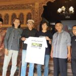 Kunjungan di Kudus, Ketua PBNU Savic Ali Beri Motivasi Anak-anak Omah Dongeng Marwah