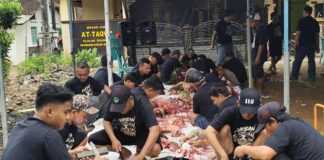 Dari Gerakan Tabungan, Masjid At Taqwa Sidorejo Batang Salurkan 934 Paket Daging Kurban