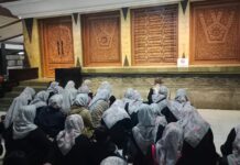 Songsong Tahun Baru Hijriyah, Fatayat NU Piji Dawe Ziarahi Makan Wali