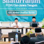 Silaturahim dengan PCNU se-Jawa Tengah, Gus Rozin Nyatakan Maju di Muktamar ke-35 NU