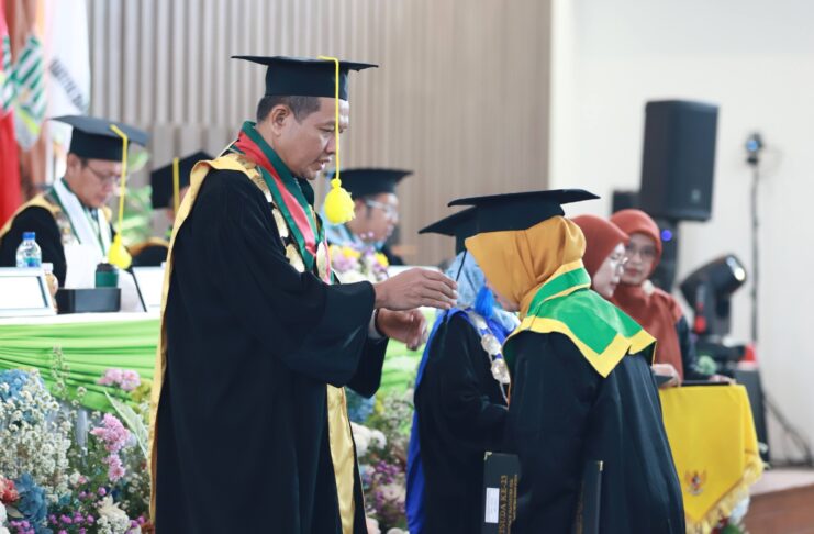 UIN Sunan Kudus Wisuda 1.419 Sarjana dan 50 Magister, Begini Pesan Rektor
