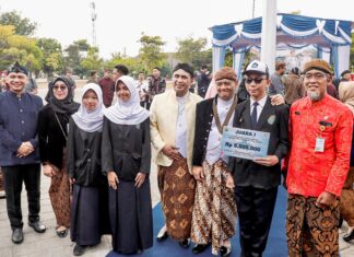 Diperingati Sederhana, Gubernur Ahmad Luthfi Pimpin Doa dan Peduli NTT