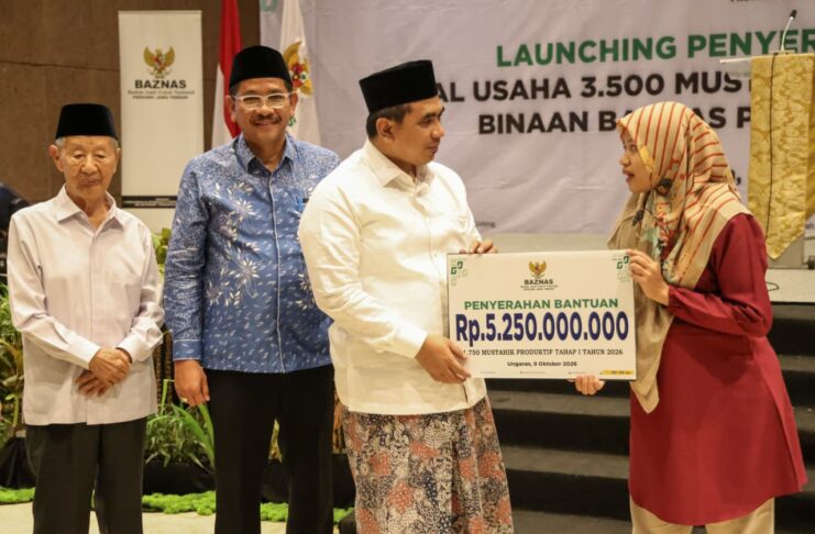 Baznas Jateng Serahkan Bantuan Modal Produktif Kepada 1.750 Mustahik